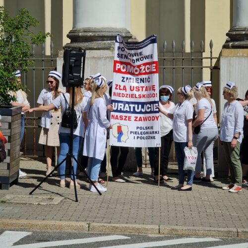 Strajk ostrzegawczy Pielęgniarek i Położnych 07.06.2021