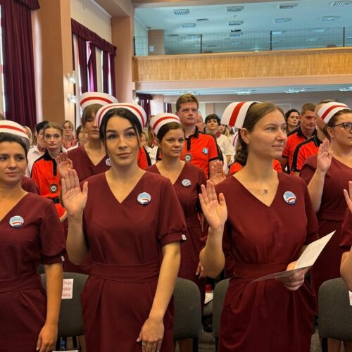 Warszawskiej Uczelni Medycznej im. T. Koźluka – graduacja i czepkowanie – 26.07.2025r.