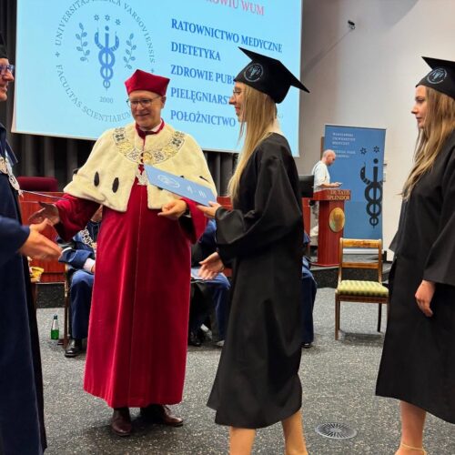 Uroczyste dyplomatorium i czepkowanie na Warszawskim Uniwersytecie Medycznym- 24.07.2025 r